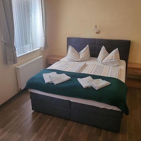 Pension Kuehnauer Hof Dessau-Rosslau Ngoại thất bức ảnh