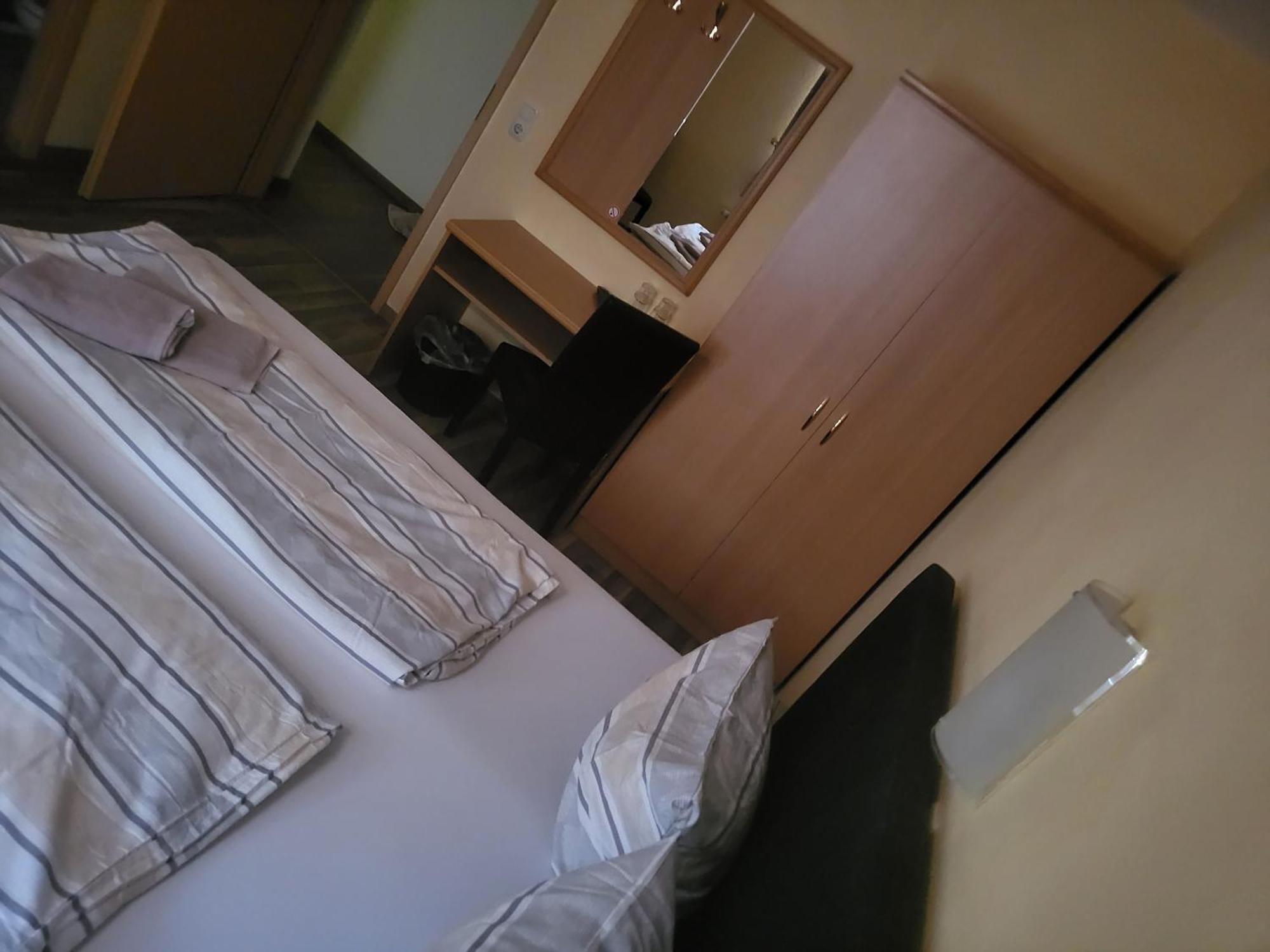 Pension Kuehnauer Hof Dessau-Rosslau Ngoại thất bức ảnh